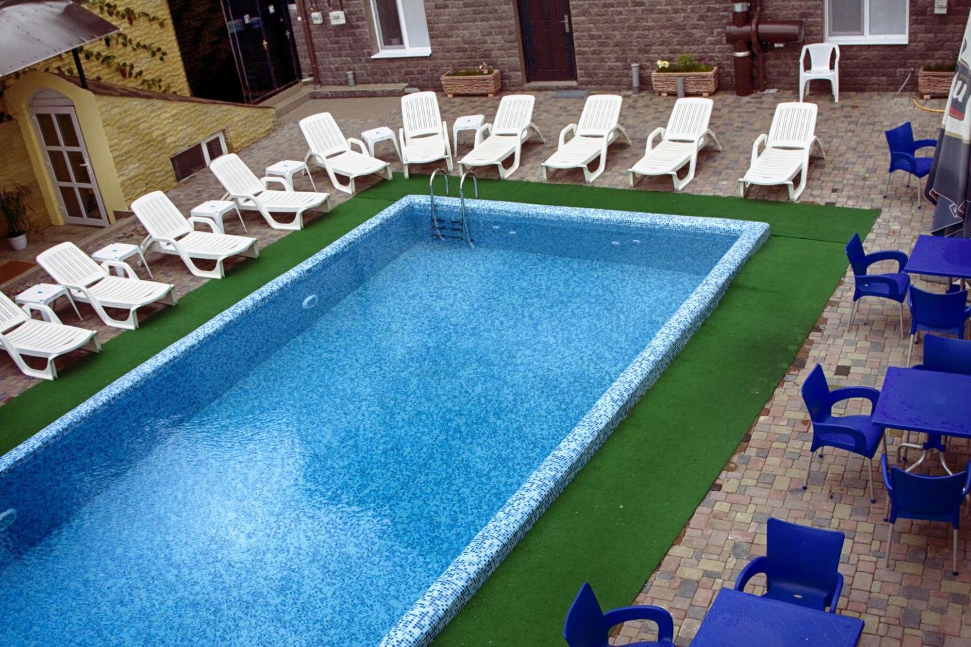 Lolo Hotel Chişinău Extérieur photo
