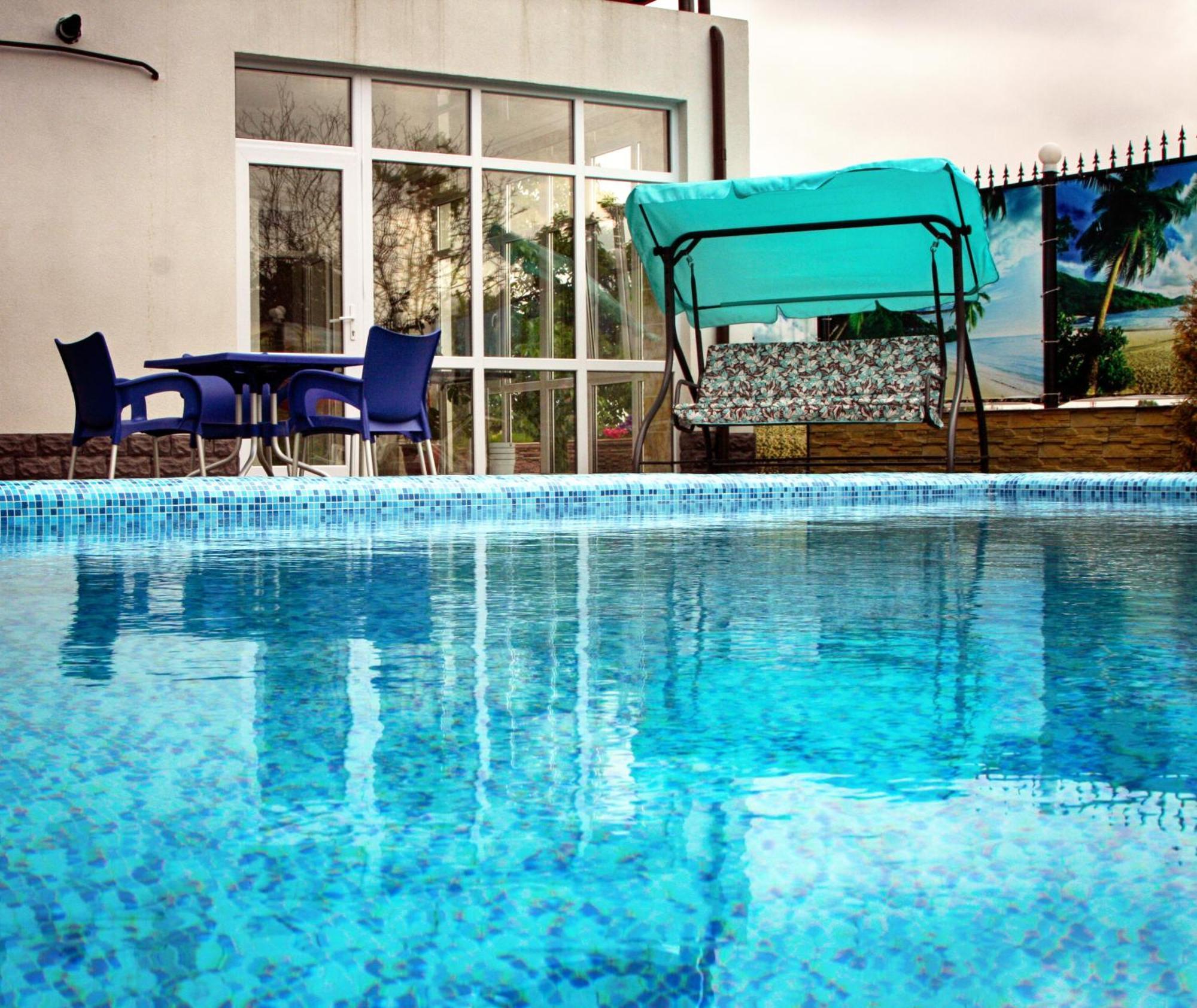 Lolo Hotel Chişinău Extérieur photo